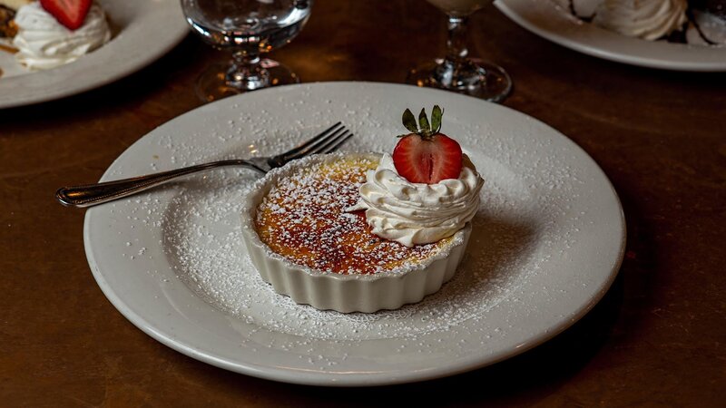 Creme brulee dessert